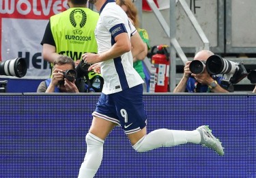 星空体育app-法甲外援赛季表现评估：贡献值与性价比综合排名